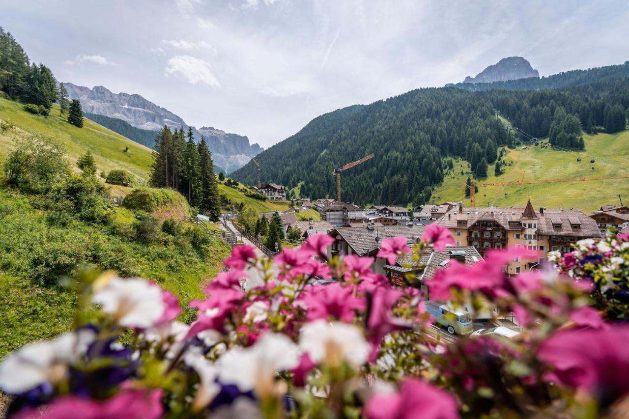 Hotel Sun Valley Σέλβα ντι Βαλ Γκαρντένα Εξωτερικό φωτογραφία