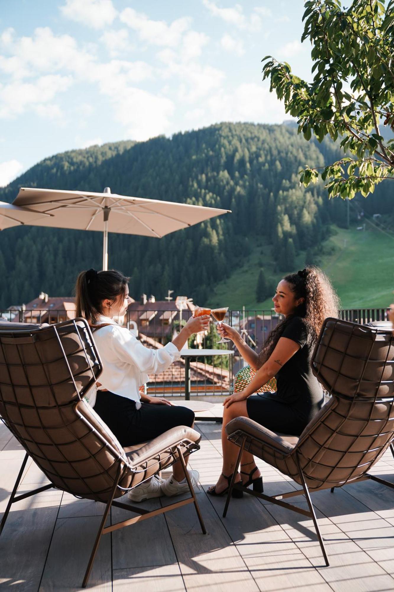 Hotel Sun Valley Σέλβα ντι Βαλ Γκαρντένα Εξωτερικό φωτογραφία