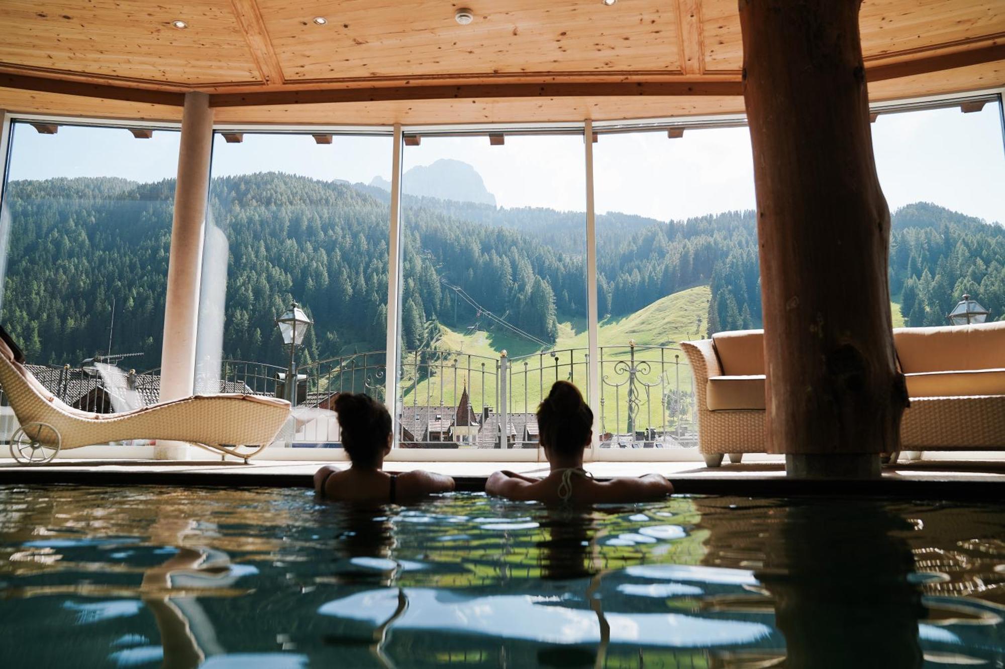 Hotel Sun Valley Σέλβα ντι Βαλ Γκαρντένα Εξωτερικό φωτογραφία