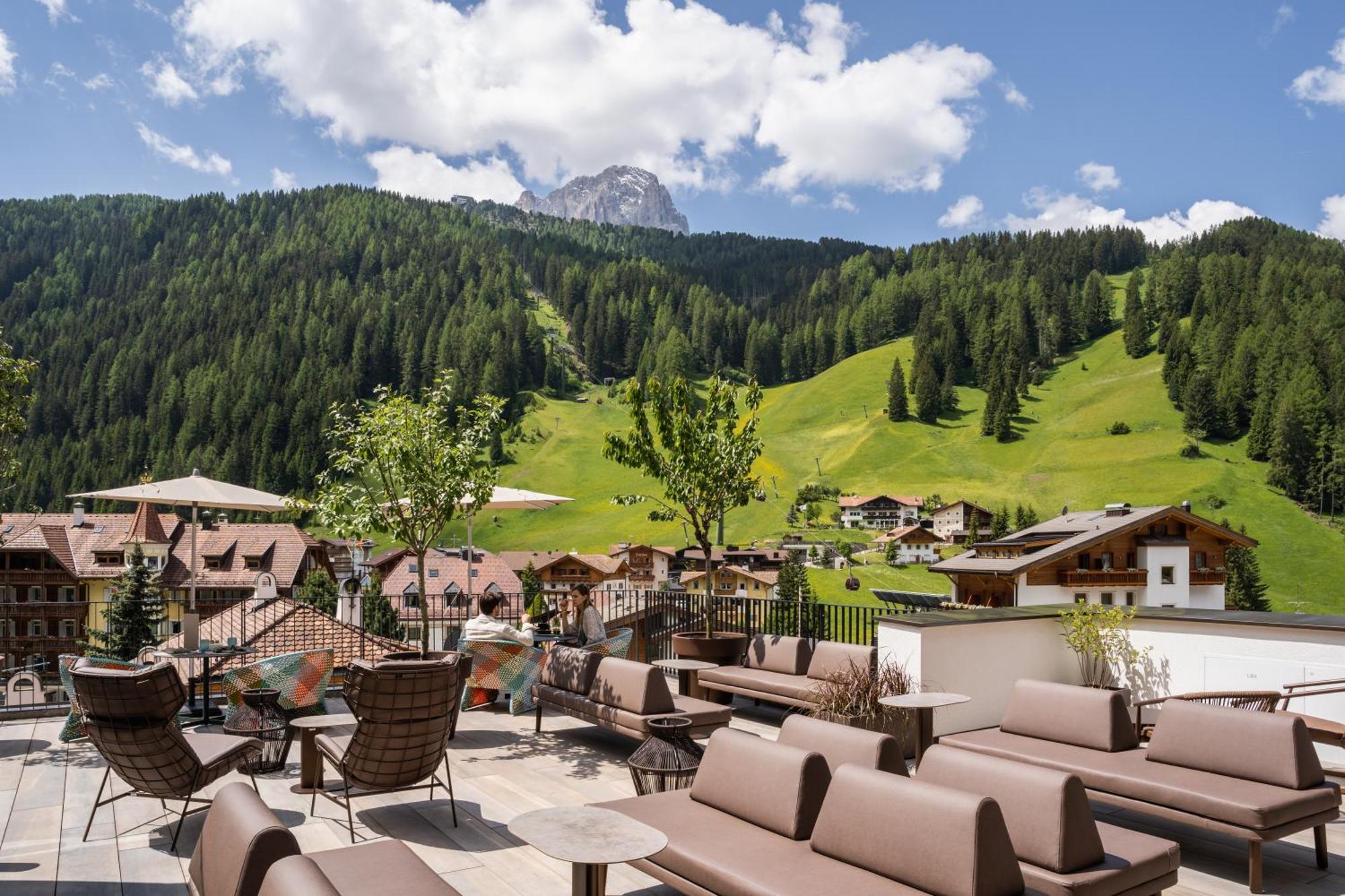 Hotel Sun Valley Σέλβα ντι Βαλ Γκαρντένα Εξωτερικό φωτογραφία